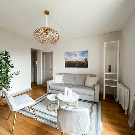- Premium For 5 Lägenhet Paris